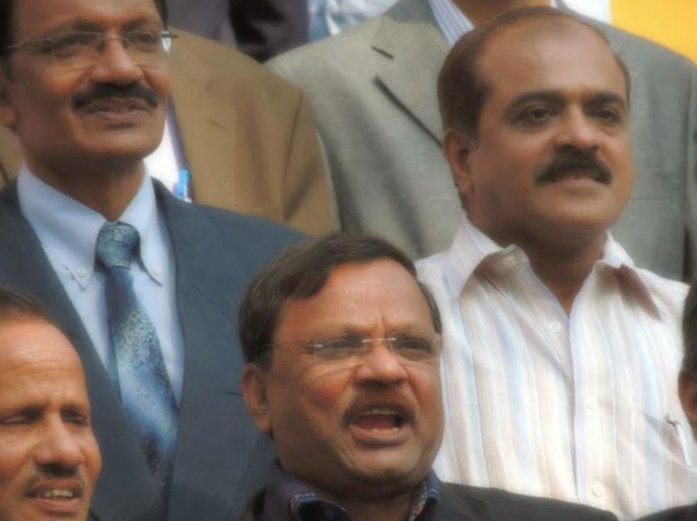 Dr. Bharat Kothari. GMC Nagpur Alumnus 1973 batch. Pediatrician at Vapi.